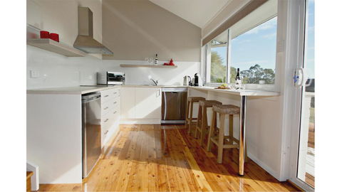 Wine Country Villas - Accommodation Gladstone 31