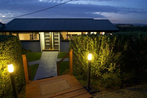 Wine Country Villas - Accommodation Gladstone 27