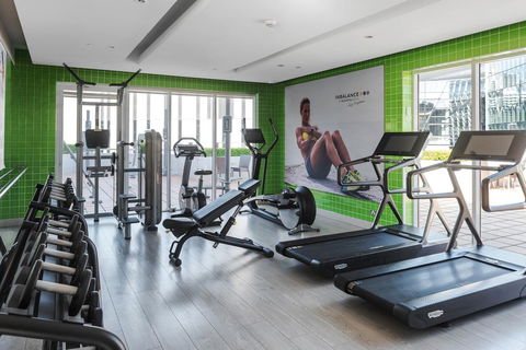 Novotel Sydney Darling Harbour - Accommodation Gladstone 13