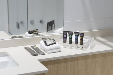 Novotel Sydney Darling Harbour - Accommodation Gladstone 24