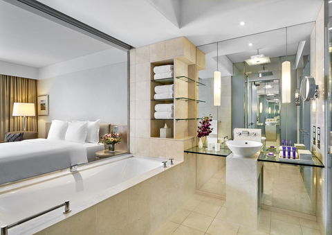 The Fullerton Hotel Sydney - Accommodation Gladstone 2