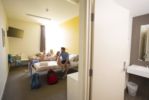 YHA Sydney Harbour - Accommodation Gladstone 4