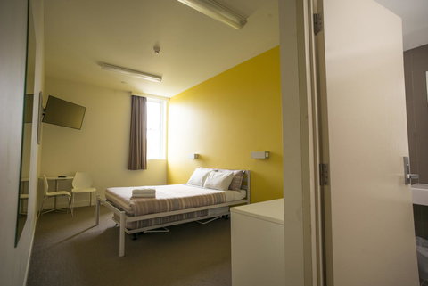 YHA Sydney Harbour - Accommodation Gladstone 16