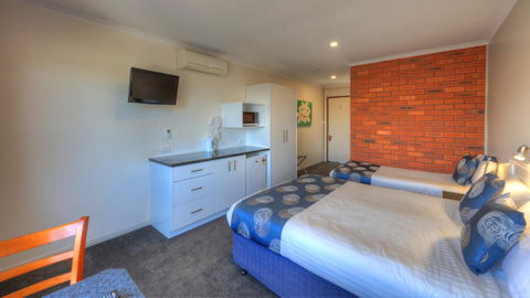 Pelican Motor Inn - Accommodation Gladstone 3