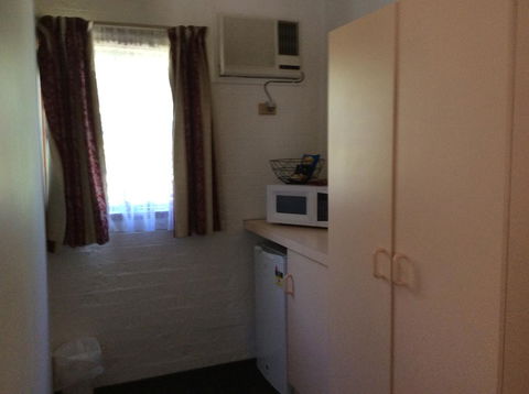 Bega Downs Motor Inn - Accommodation Gladstone 1