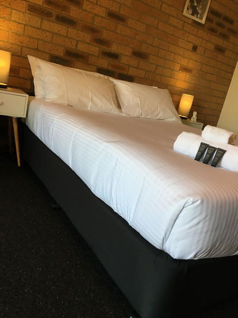 Bega Downs Motor Inn - Accommodation Gladstone 12