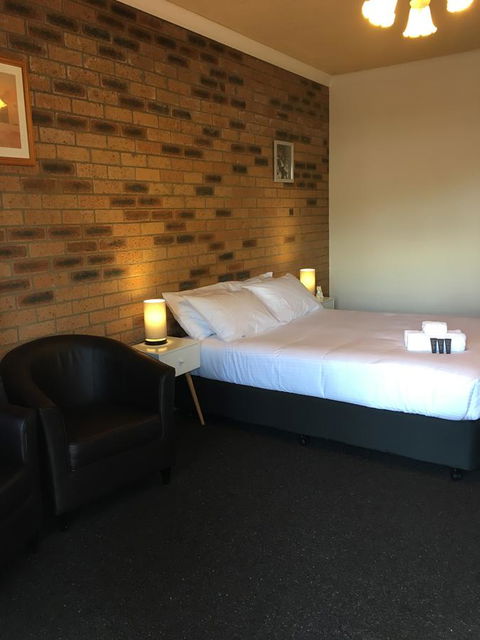 Bega Downs Motor Inn - Accommodation Gladstone 8