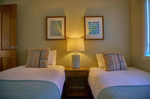 Hunter Oasis - Accommodation Gladstone 21