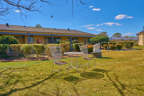 Hunter Oasis - Accommodation Gladstone 36