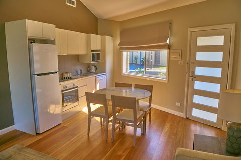 Hunter Oasis - Accommodation Gladstone 26