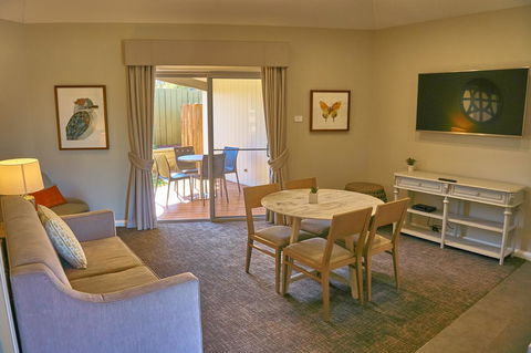 Hunter Oasis - Accommodation Gladstone 40
