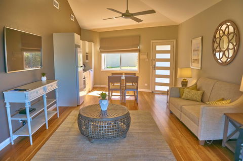 Hunter Oasis - Accommodation Gladstone 41