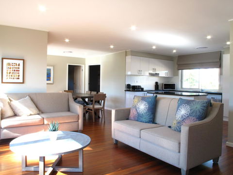 Hunter Oasis - Accommodation Gladstone 4