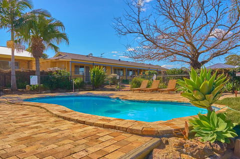 Hunter Oasis - Accommodation Gladstone 14