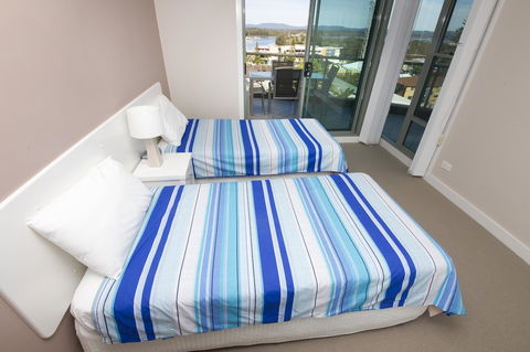 Sails Apartments - Accommodation Gladstone 10