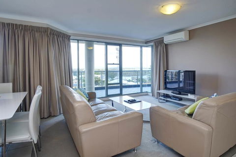 Sails Apartments - Accommodation Gladstone 0