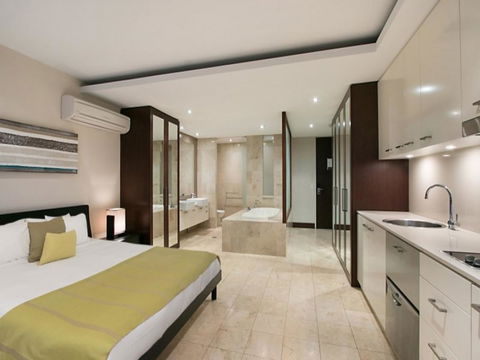Santai 321 Beachside Studio - Accommodation Gladstone 4