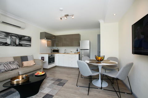 BEST WESTERN PLUS Apollo Hotel Newcastle - Accommodation Gladstone 21