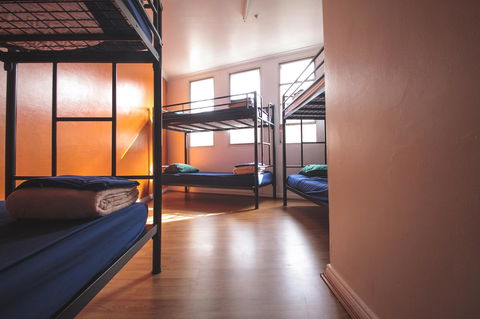 Mad Monkey Kings Cross - Accommodation Gladstone 15