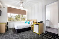 Book Caringbah Accommodation Vacations Accommodation Gladstone Accommodation Gladstone