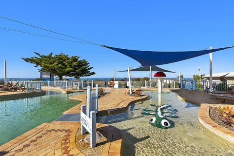 Blue Lagoon Beach Resort - Accommodation Gladstone 7