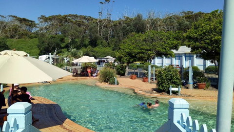 Blue Lagoon Beach Resort - Accommodation Gladstone 17
