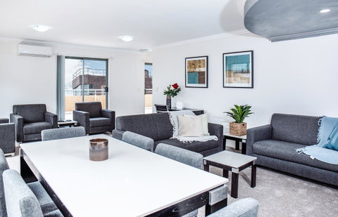 DD Apartments On Darling Harbour - Accommodation Gladstone 10