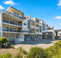 Quality Suites Pioneer Sands - Accommodation Gladstone