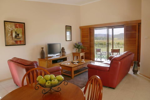 Nightingale Villas - Accommodation Gladstone 8