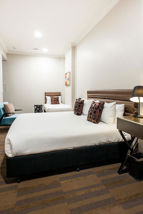 57Hotel - Accommodation Gladstone 2