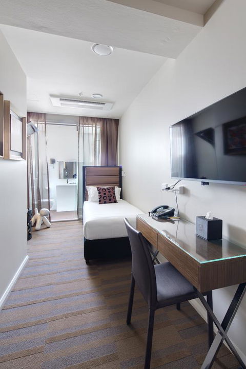 57Hotel - Accommodation Gladstone 11