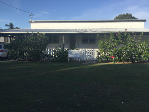 Hat Head Beach Cottage 1 - Accommodation Gladstone 21