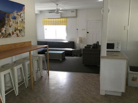 Hat Head Beach Cottage 1 - Accommodation Gladstone 5