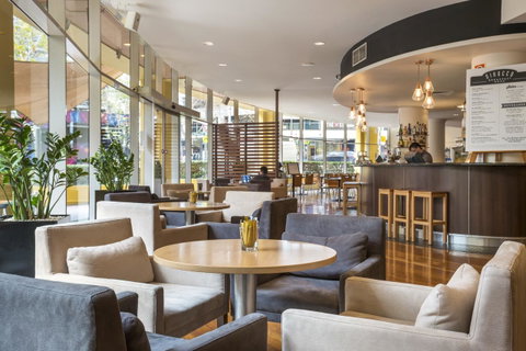 Holiday Inn Sydney Potts Point - Accommodation Gladstone 5