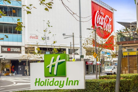 Holiday Inn Sydney Potts Point - Accommodation Gladstone 9