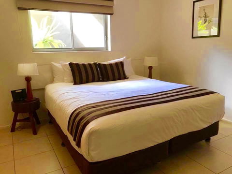 Byron Bay Hotel And Apartments - Accommodation Gladstone 22