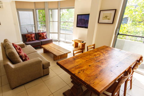 Byron Bay Hotel And Apartments - Accommodation Gladstone 11