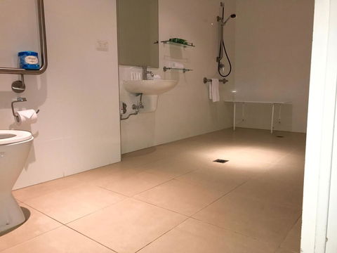 Byron Bay Hotel And Apartments - Accommodation Gladstone 20