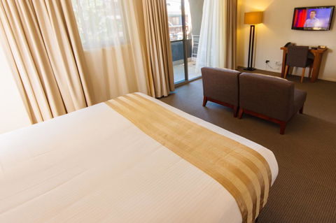 Byron Bay Hotel And Apartments - Accommodation Gladstone 8