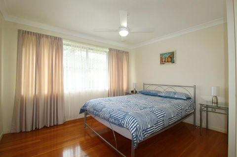 Anglesea, 17 Hodgson Street - Accommodation Gladstone 7