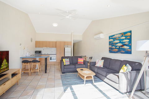 Sails Luxury Apartments Merimbula - Accommodation Gladstone 22