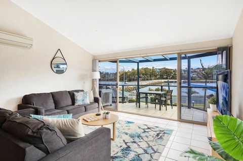 Sails Luxury Apartments Merimbula - Accommodation Gladstone 32