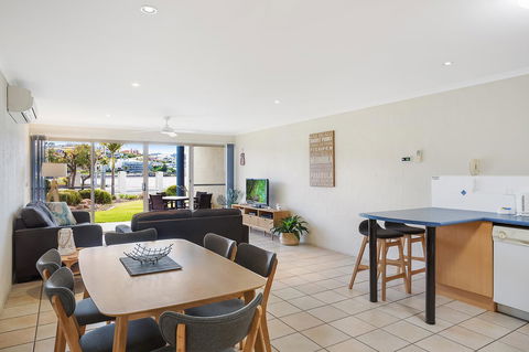 Sails Luxury Apartments Merimbula - Accommodation Gladstone 23