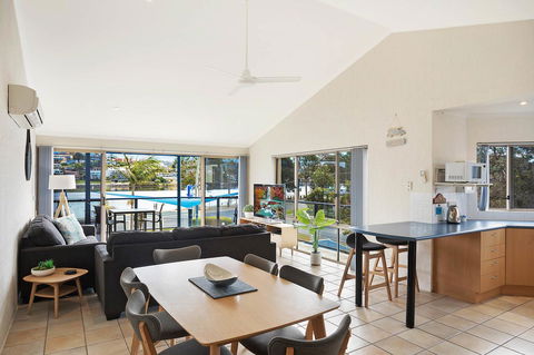 Sails Luxury Apartments Merimbula - Accommodation Gladstone 39
