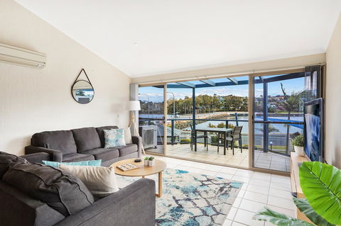 Sails Luxury Apartments Merimbula - Accommodation Gladstone 29