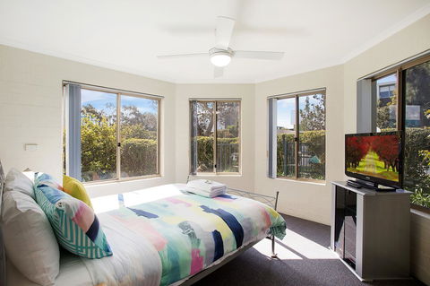 Sails Luxury Apartments Merimbula - Accommodation Gladstone 8