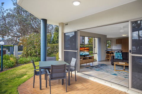 Sails Luxury Apartments Merimbula - Accommodation Gladstone 10