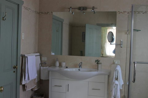 Boot Makers Cottage - Accommodation Gladstone 15