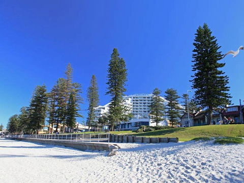 Novotel Sydney Brighton Beach - Accommodation Gladstone 2
