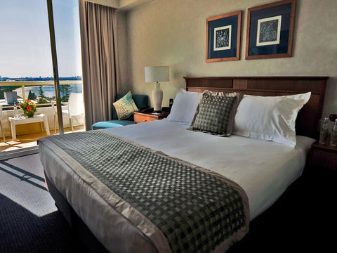 Novotel Sydney Brighton Beach - Accommodation Gladstone 5